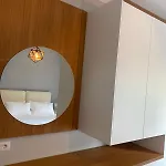 Lana River Modern Apartment