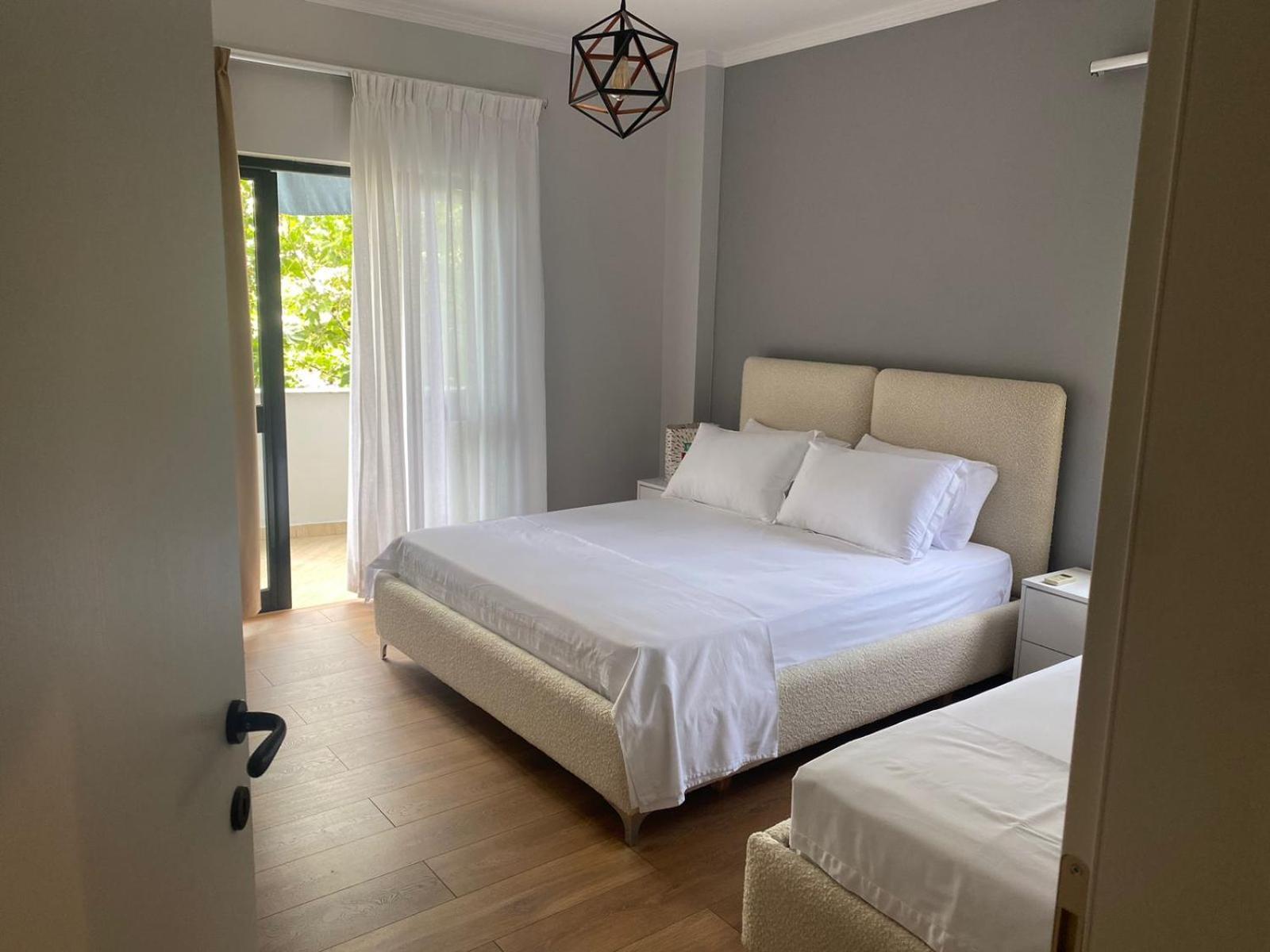 Lana River Modern Apartament Tirana
